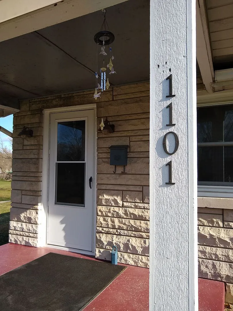 Stull Avenue — Photo 3