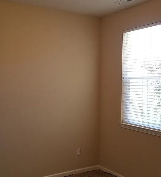 2160 Overland Park Dr — Photo 10
