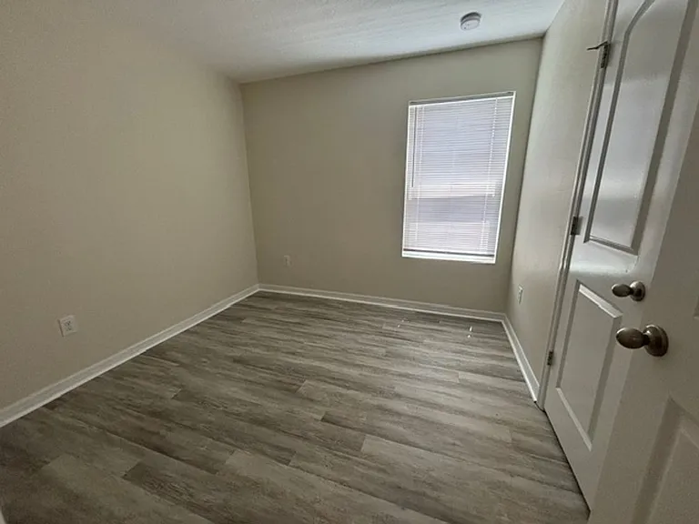 7454 Mohawk Trl — Photo 5