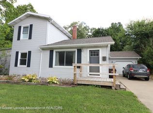 941 Riverside Dr, Portland, MI 48875