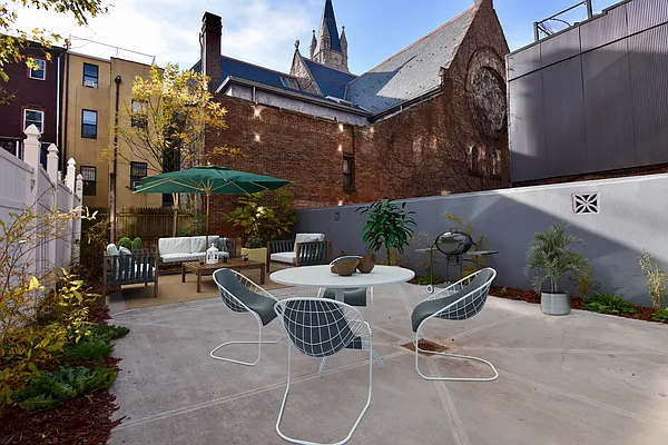 Rented by Bohemia Realty Group | media 6