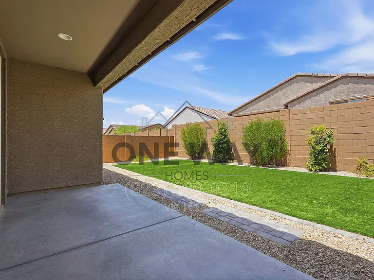 2962 E Mohave Ln — Photo 34