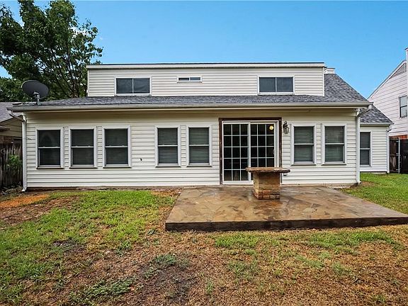 5th image of 4405 Lorraine Ave