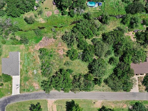 2nd image of Lot 666 Mc Arthur Ave