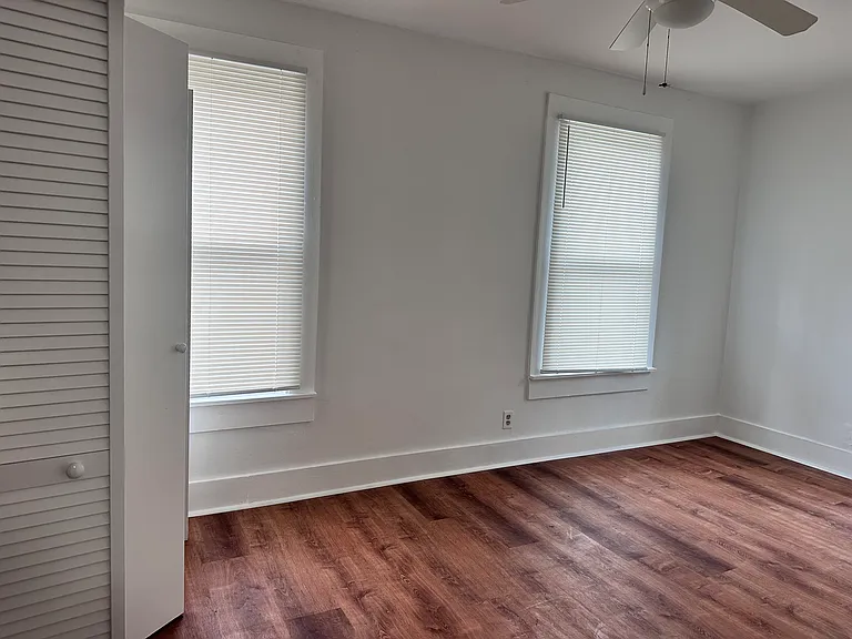 15 Winchester Ave #1 — Photo 5
