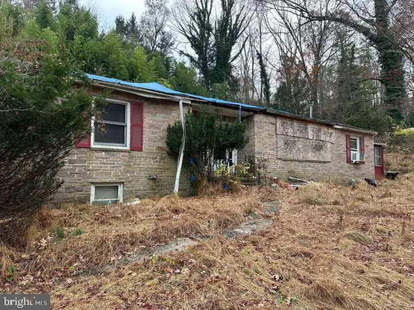 135 Bryn Mawr Ave, Newtown Square, PA 19073