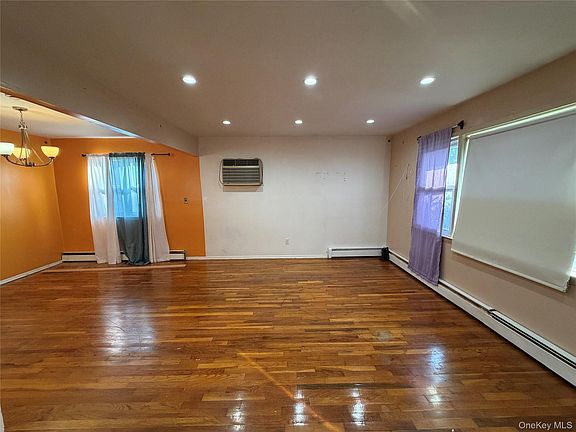 5th image of 2829 Elm Street