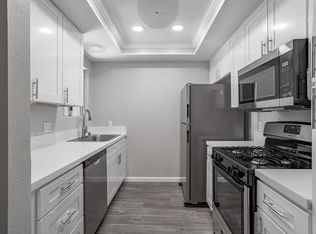 Lincoln Park Apartments, Corona, CA 92880