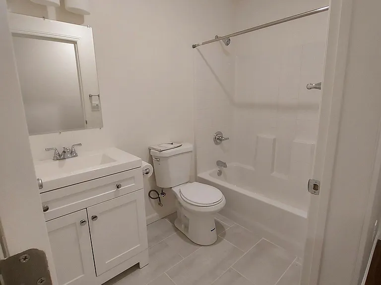 1200 Q St #5 — Photo 11