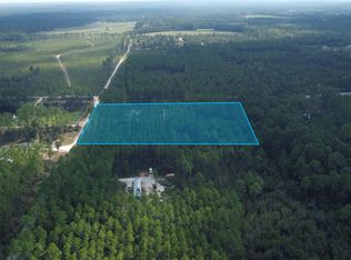 Saunders Rd, Freeport, FL 32439