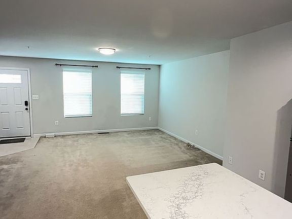3rd image of 10201 Blansford Way