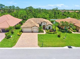3175 NW Stoney Creek Ave, Jensen Beach, FL 34957