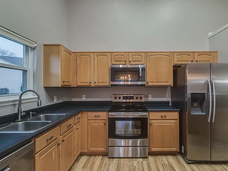 11798 Langham Crescent Ct — Photo 15