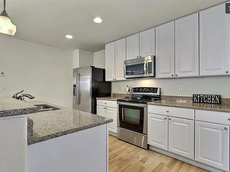 3216 Hoffman Hill Blvd — Photo 4