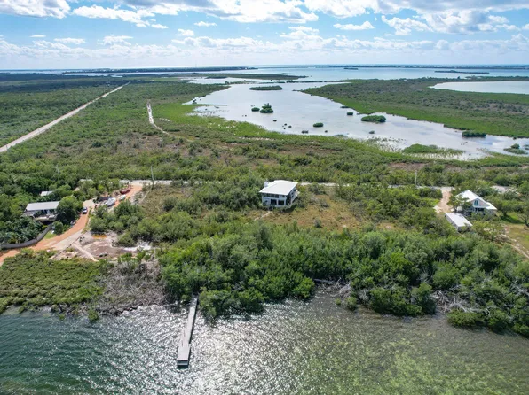 3127 Stewart Rd, Middle Torch Key, FL 33042