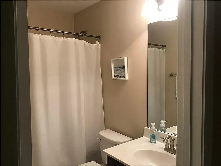 1055 Hampton Oaks Dr — Photo 19