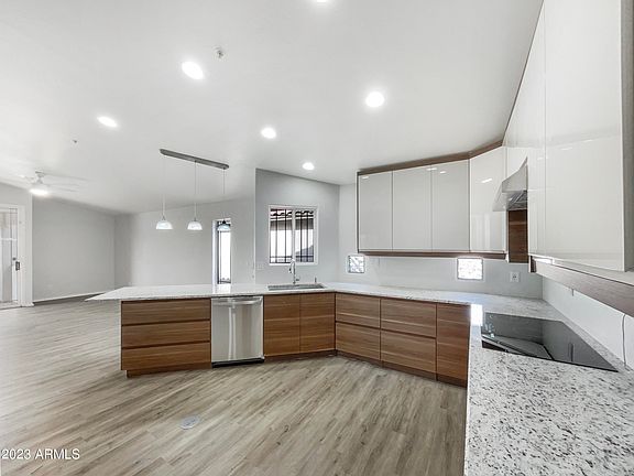 4th image of 9750 N MONTEREY Drive #5