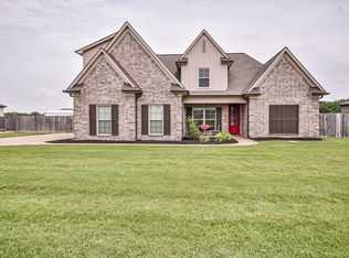 226 S Chinkapin Dr, Atoka, TN 38004