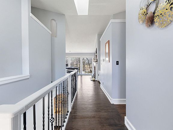 5th image of 2602 Chambray Rd