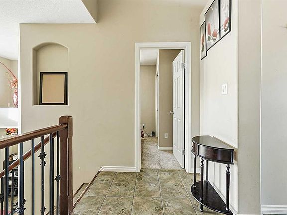 4th image of 432 Firelight Point W