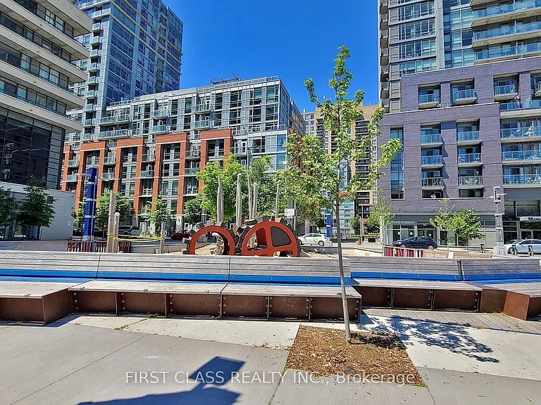 68 Abell St #527 — Photo 36