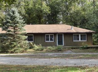 1221 Lakeshore Dr, Akron, IN 46910