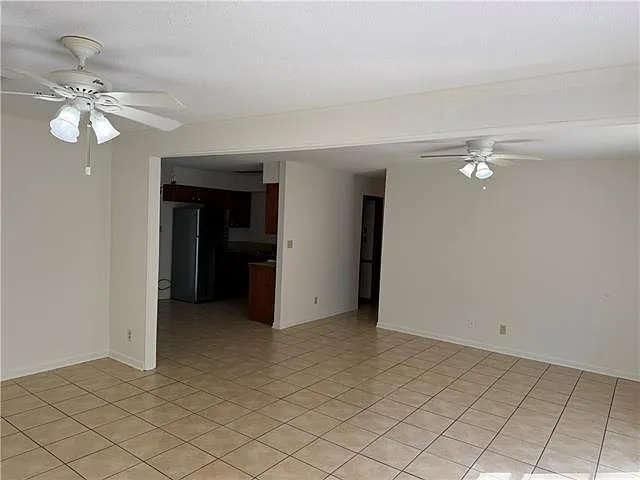 315 S Pierce St — Photo 3