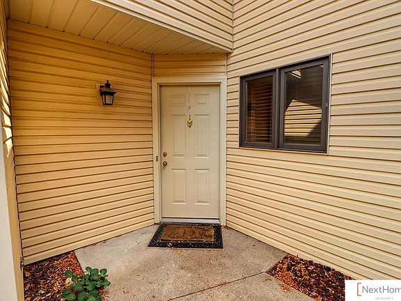 3rd image of 605 NW 20th St #34
