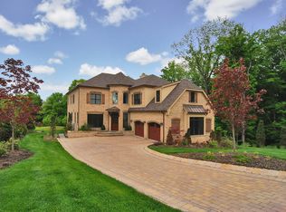 17 Holmes Ave, Monroe Township, NJ 08831