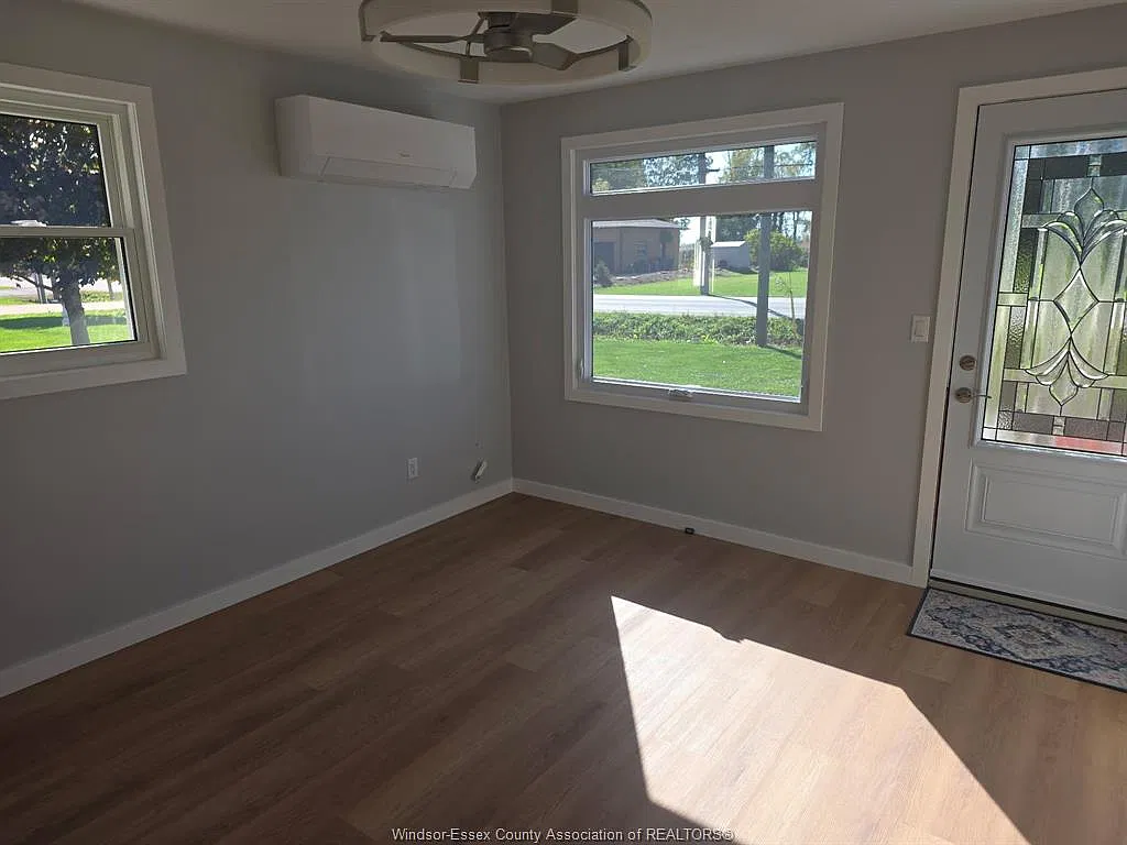 2 bed, $1,800 — Photo 3