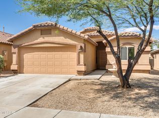 504 W Calle Paso Suave, Sahuarita, AZ 85629