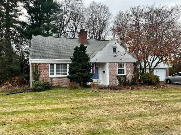 29 Beechwood Lane, Glastonbury, CT 06073