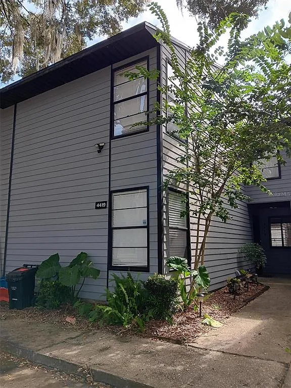 3 bed, 2.0 bath, 1361 sqft, $1,600 — Photo 1