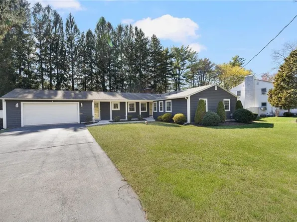 247 Love Ln, Warwick, RI 02886