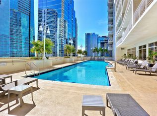 1200 Brickell Bay Dr APT 1614, Miami, FL 33131