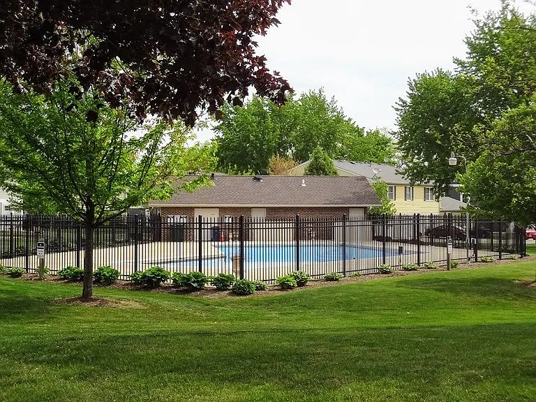 233 Sunset Ct #233 — Photo 16
