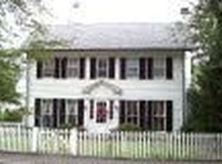200 Union St, Natick, MA 01760