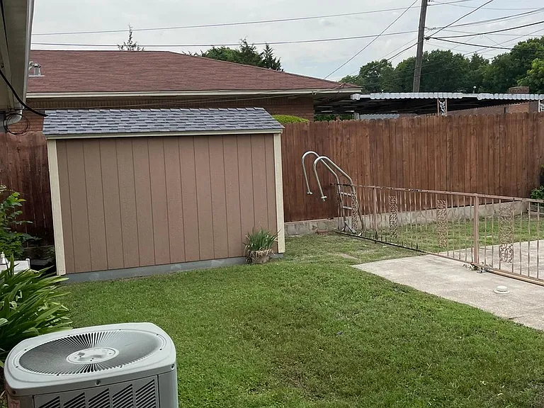 622 W Five Mile Pkwy — Photo 10
