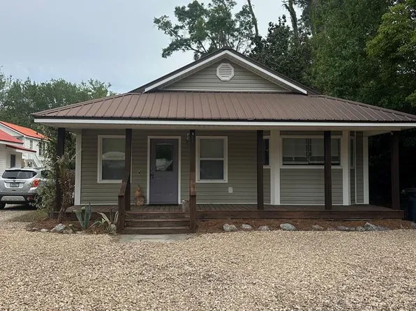 255 The Prado, Apalachicola, FL 32320