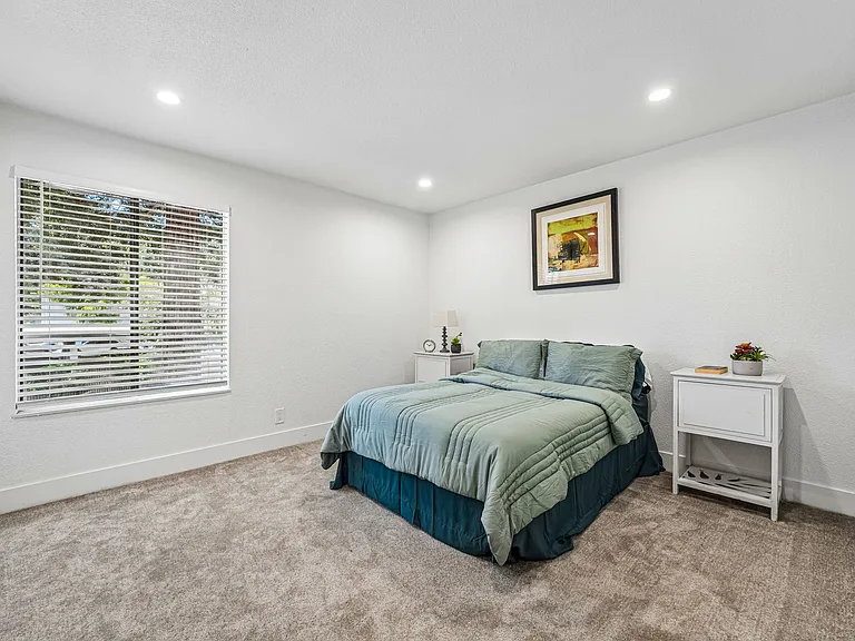 Summerwood Apartments — Photo 78