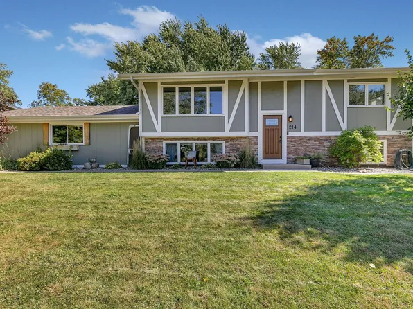 1214 7th Ave N, Sauk Rapids, MN 56379