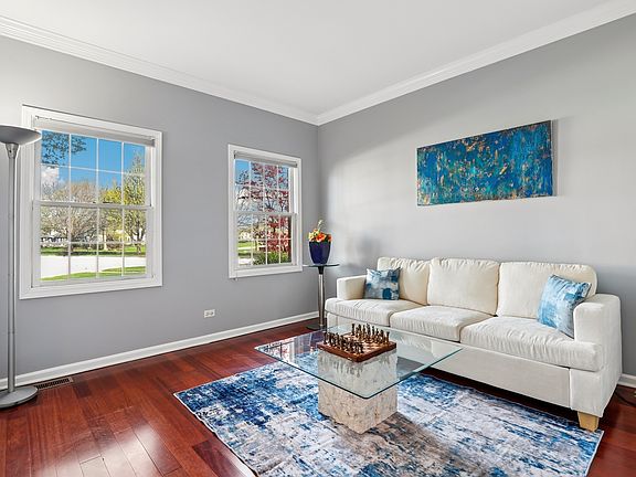 3rd image of 1004 Hamlet Rd