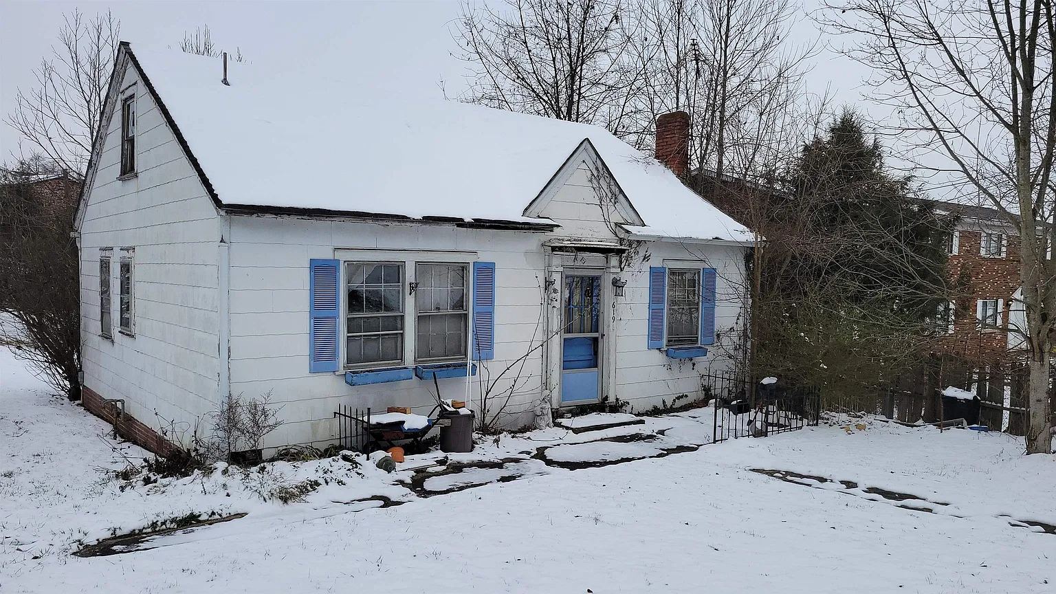 1231 E Pea Ridge Rd photo 1