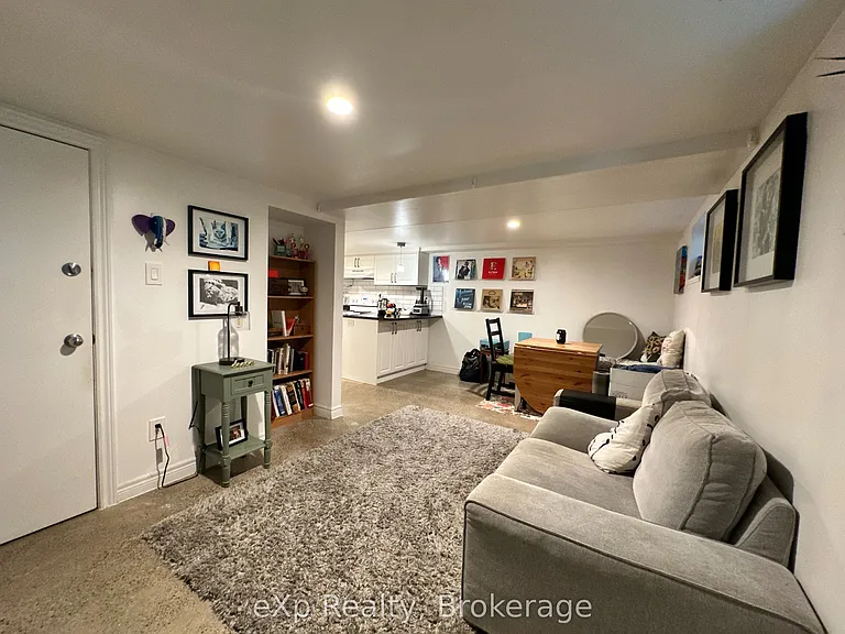 36 2nd St #3 — Photo 1