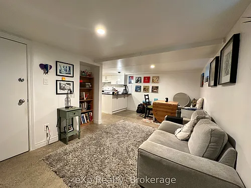 36 2nd St Photo 1