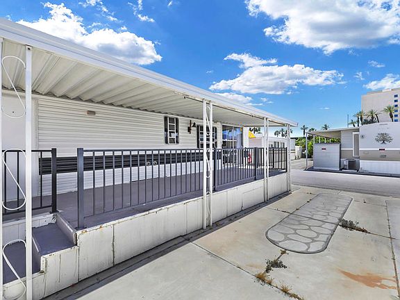 3rd image of 84250 Indio Springs Dr Space 185