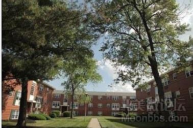 1st image of 581 Harley Dr APT 1