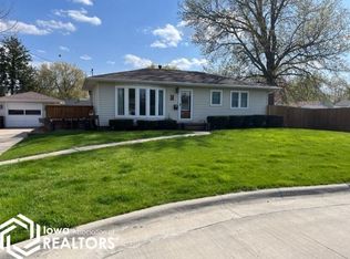 1304 Hamilton St, Ottumwa, IA 52501