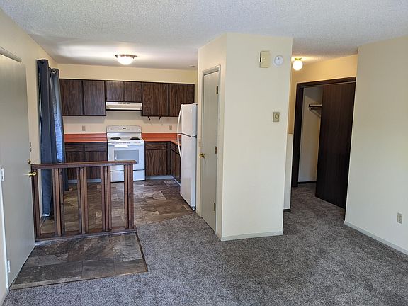 3rd image of 1501 S 10th St W #2