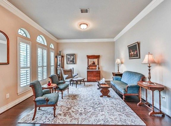 5th image of 16114 Burberry Cir